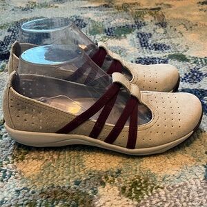 Women's Dansko Hope Mary Jane Casual Shoes - size 37